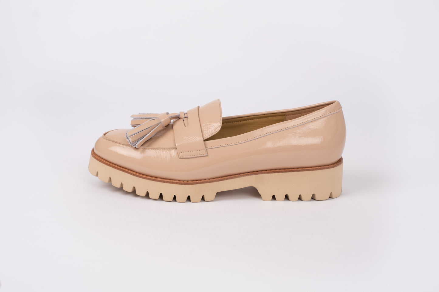 DOROTHY LOAFER (BEIGE)