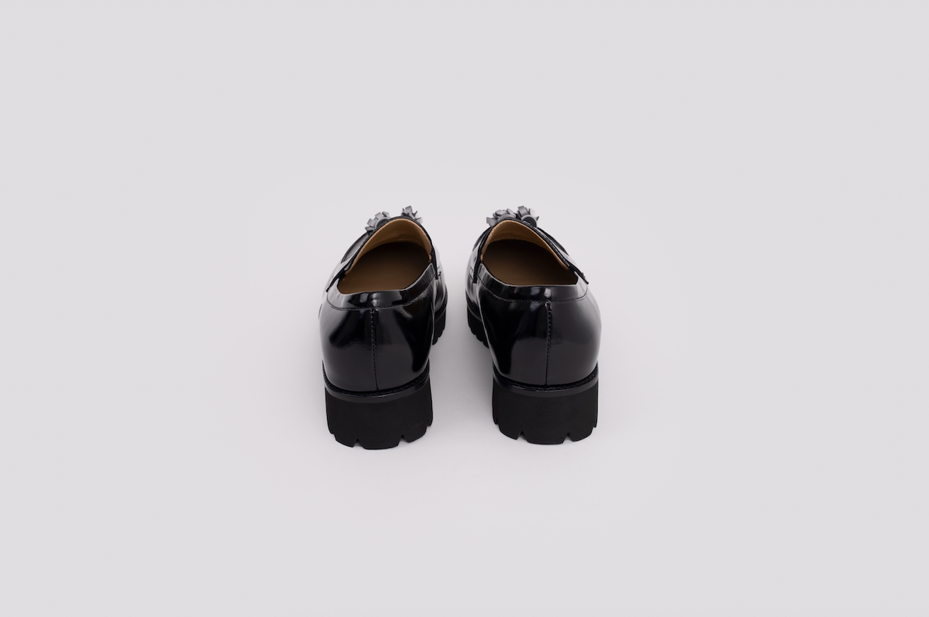 back view of size 9 black womens leather shoes in larger sizes 42-46