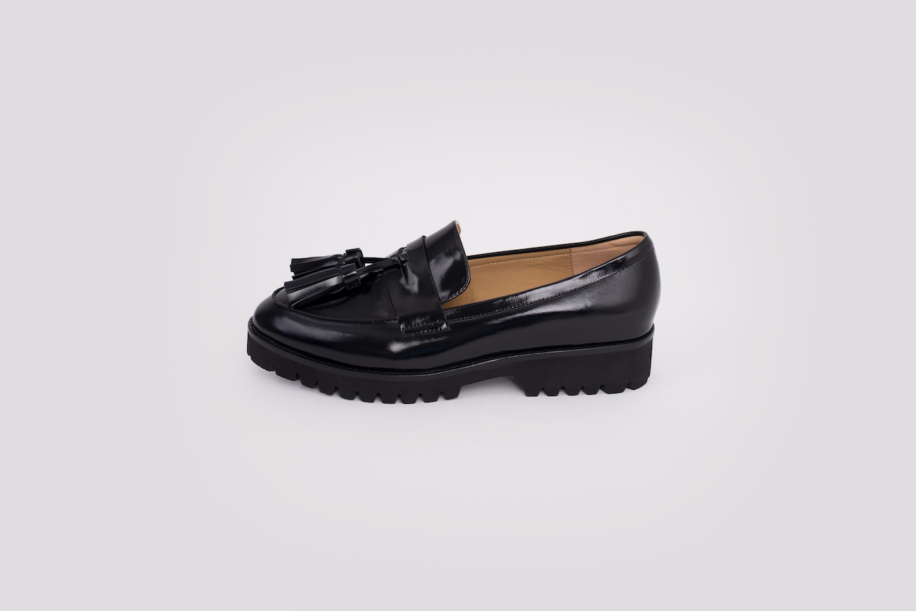 Side profile of Dorothy Black loafer available in larger sizes 42-46