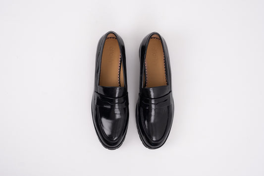 Large size black leather chunky Kendall Jenner loafer in sizes 8 9 10 11 12 standard and wide fit