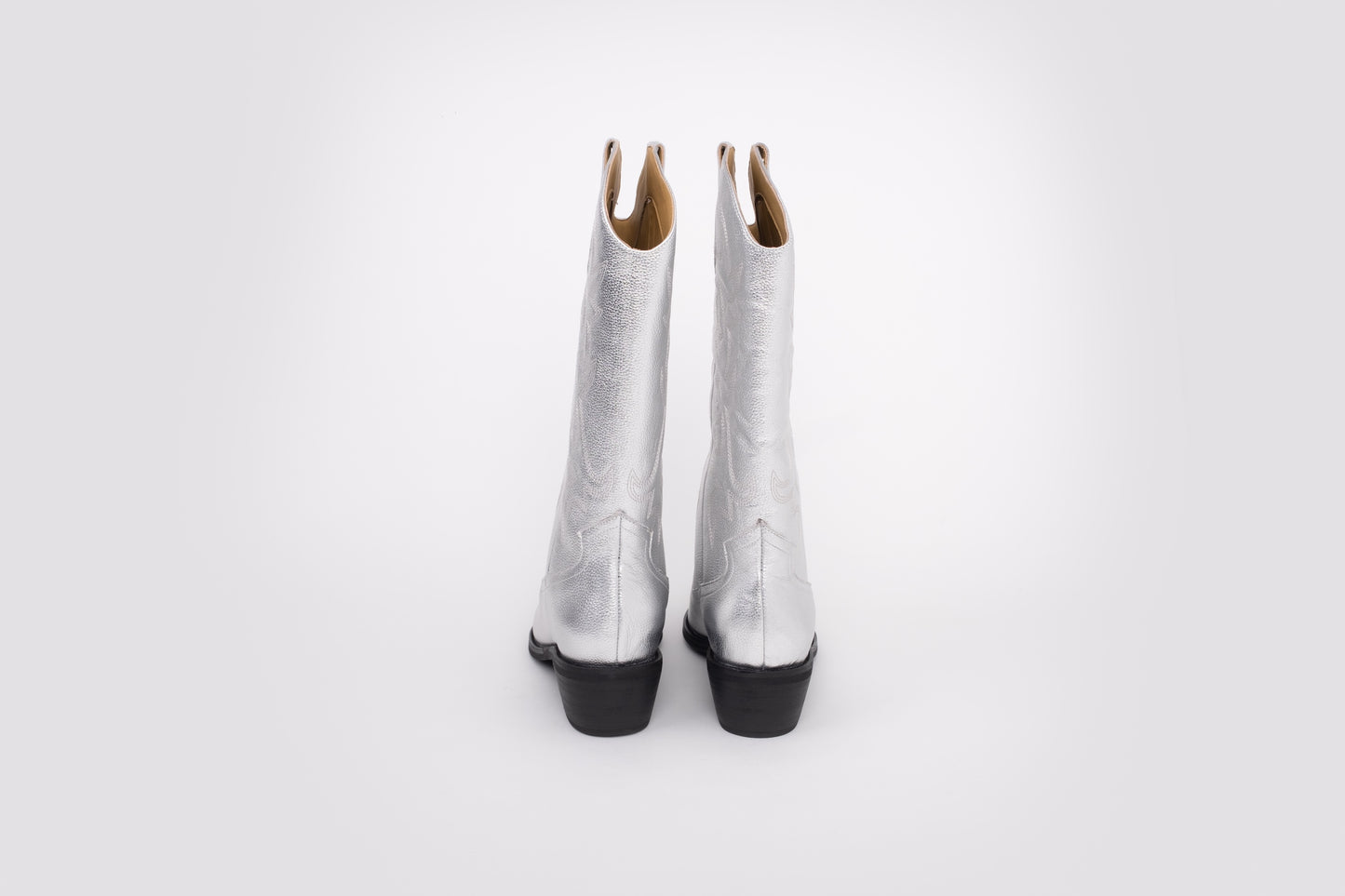 Back shot of womens cowboy western boot in large sizes 42 43 44 45 46