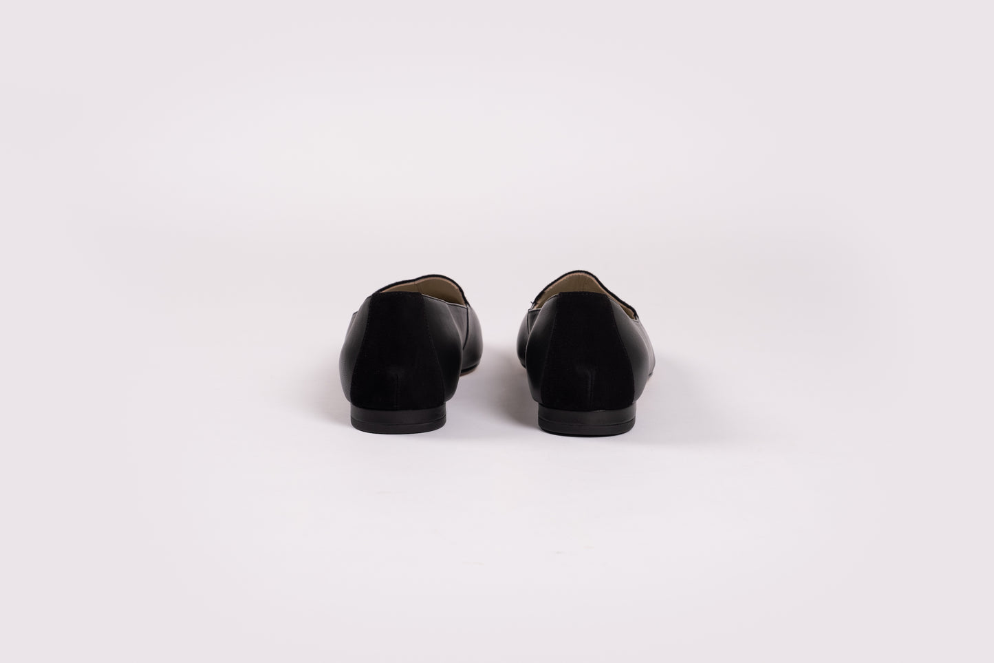 AVA FLAT (BLACK)