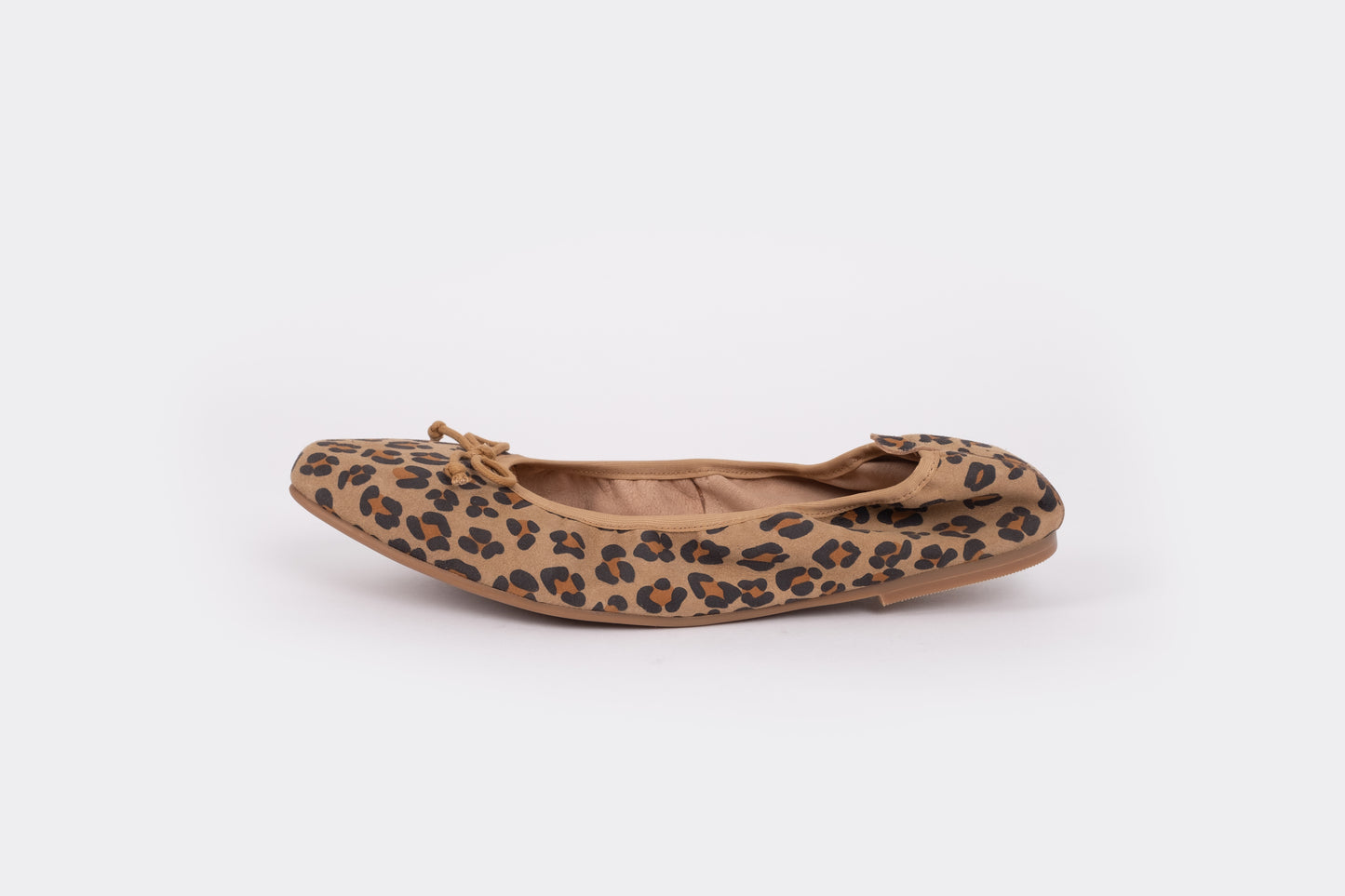 OLIVIA FLAT (LEOPARD SUEDE)