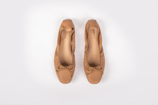 OLIVIA FLAT (TAN)