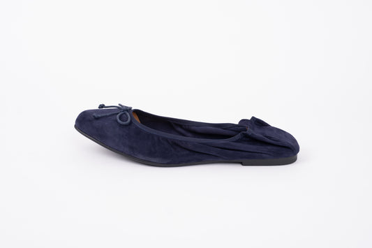 Side profile of Olivia flat in navy suede. Womens shoe with comfort stretch-back in larger sizes UK 8-12