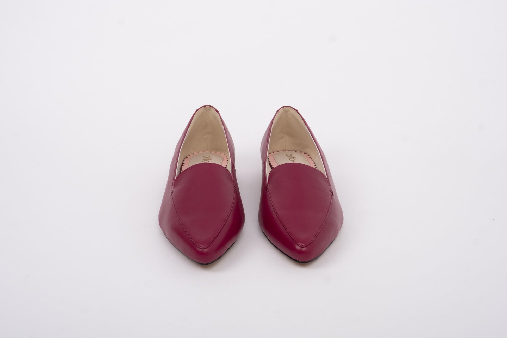 Front shot of womens burgundy leather Flt shoe in larger sizes 8-12