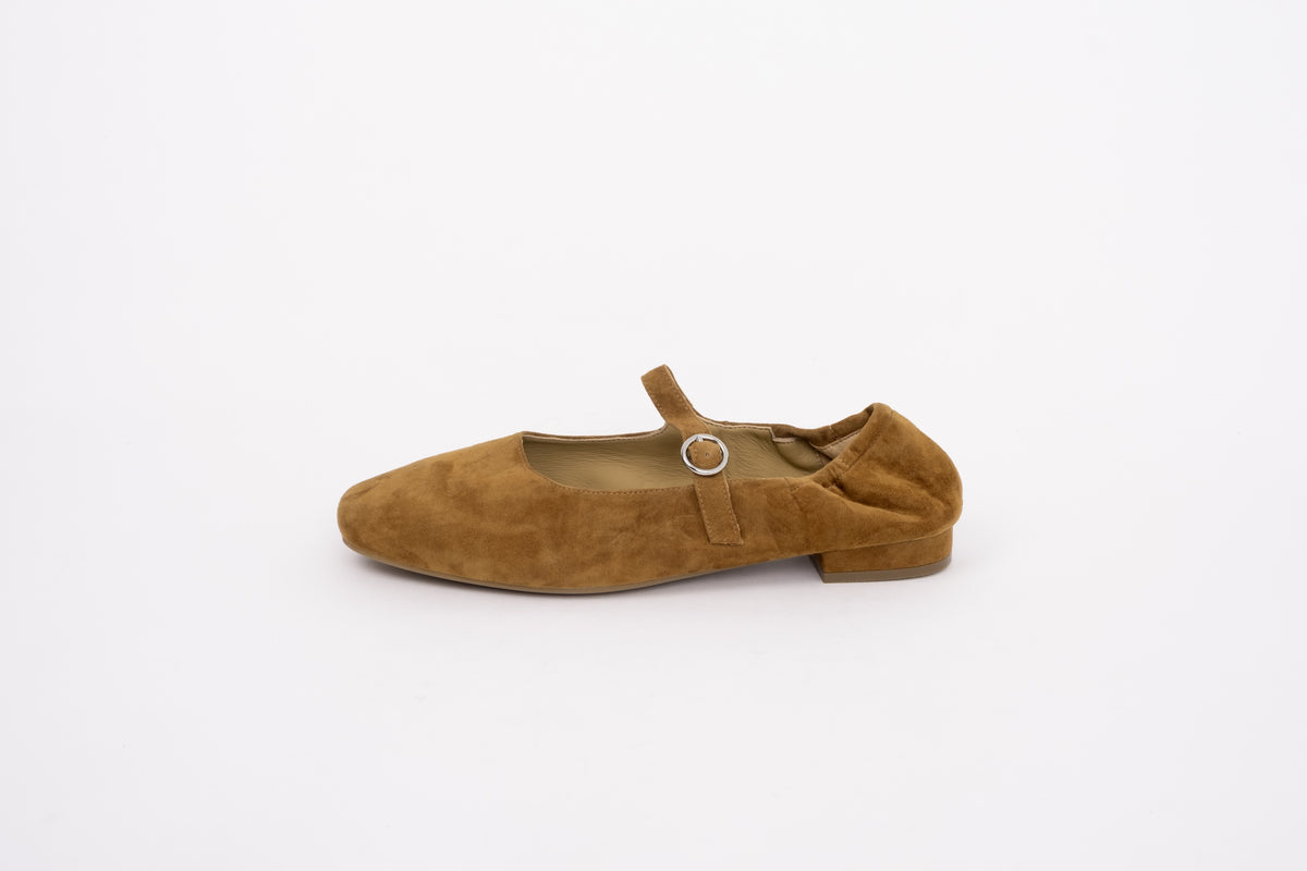 Side shot of womens tan suede Mary Jane in large sizes 42-46