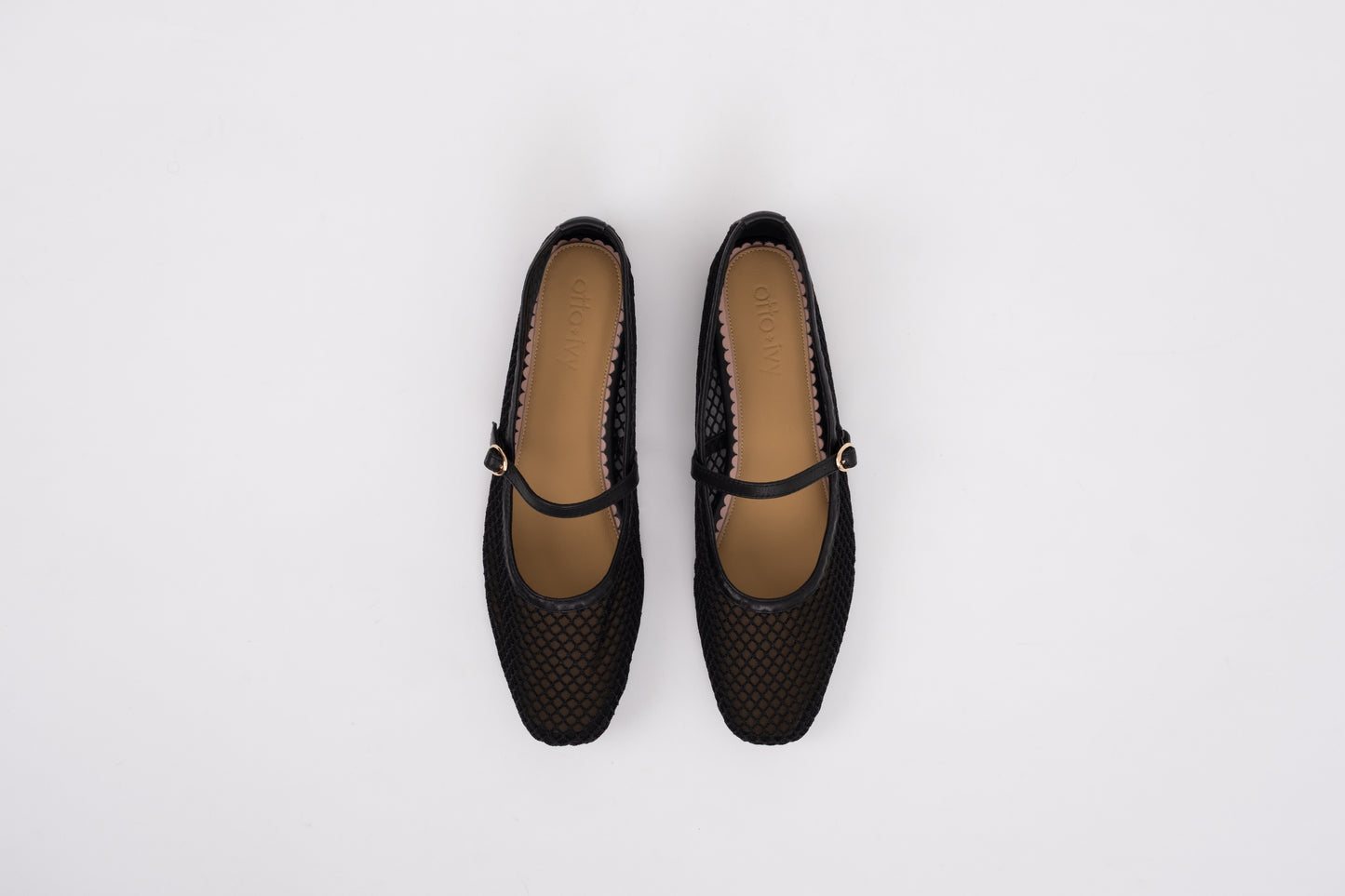 ERICA FLAT (BLACK)