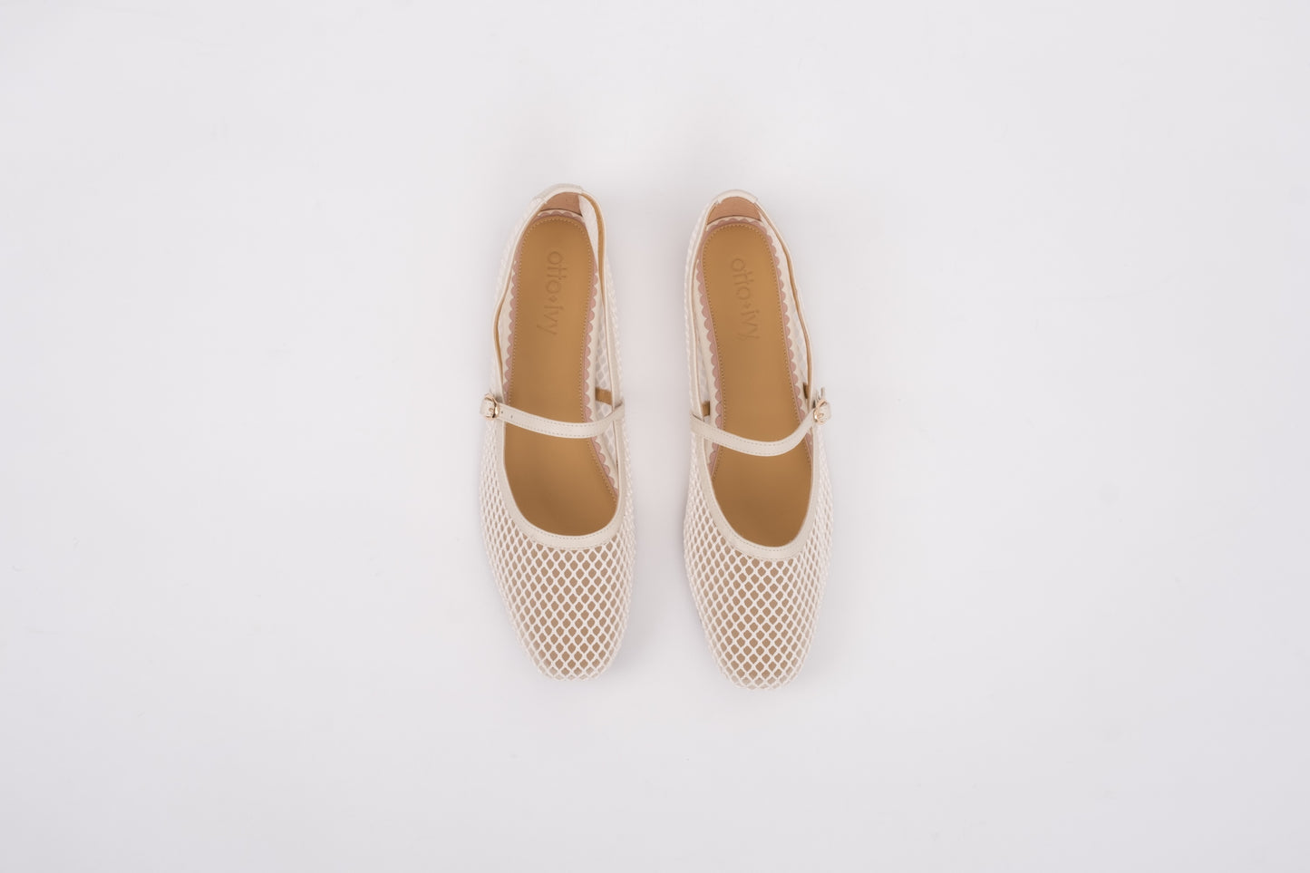 ERICA FLAT (CREAM)