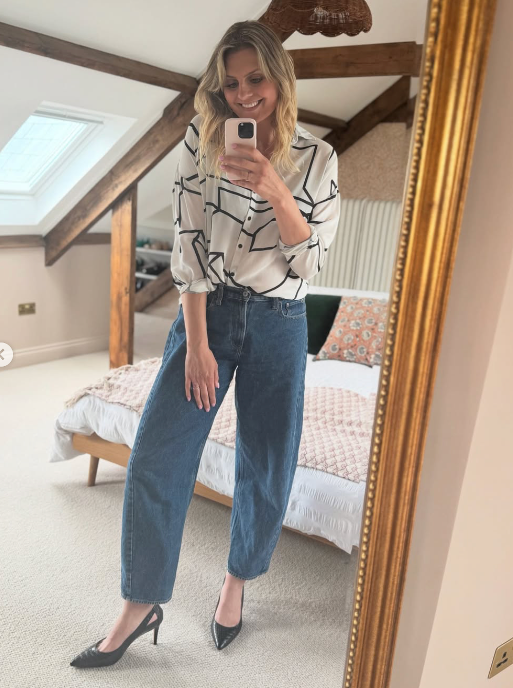 Large size womens black court stiletto shoes available in sizes 42-46, standard and wide fit