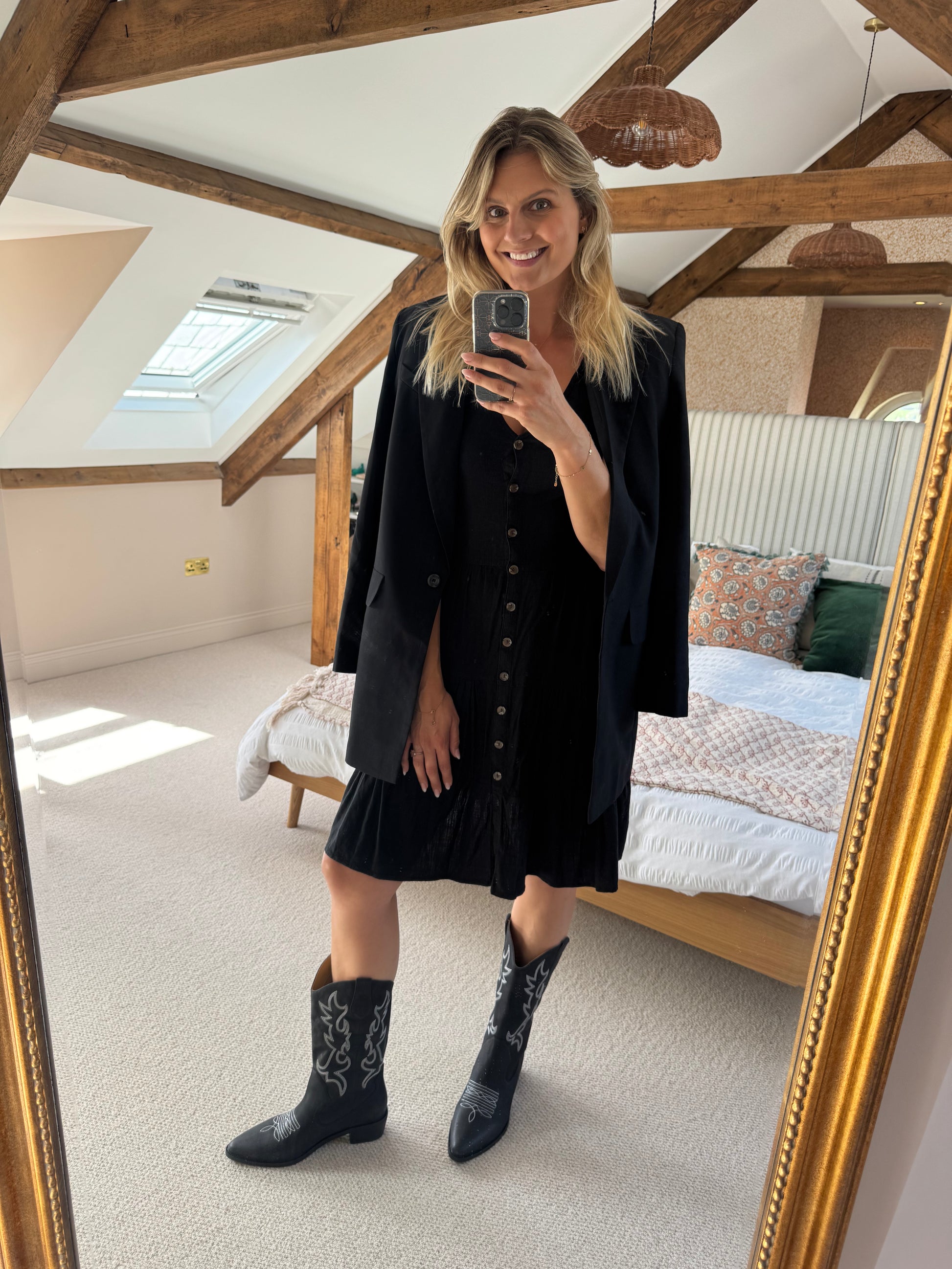 womens leather Black cowboy boots available in larger sizes 42-46