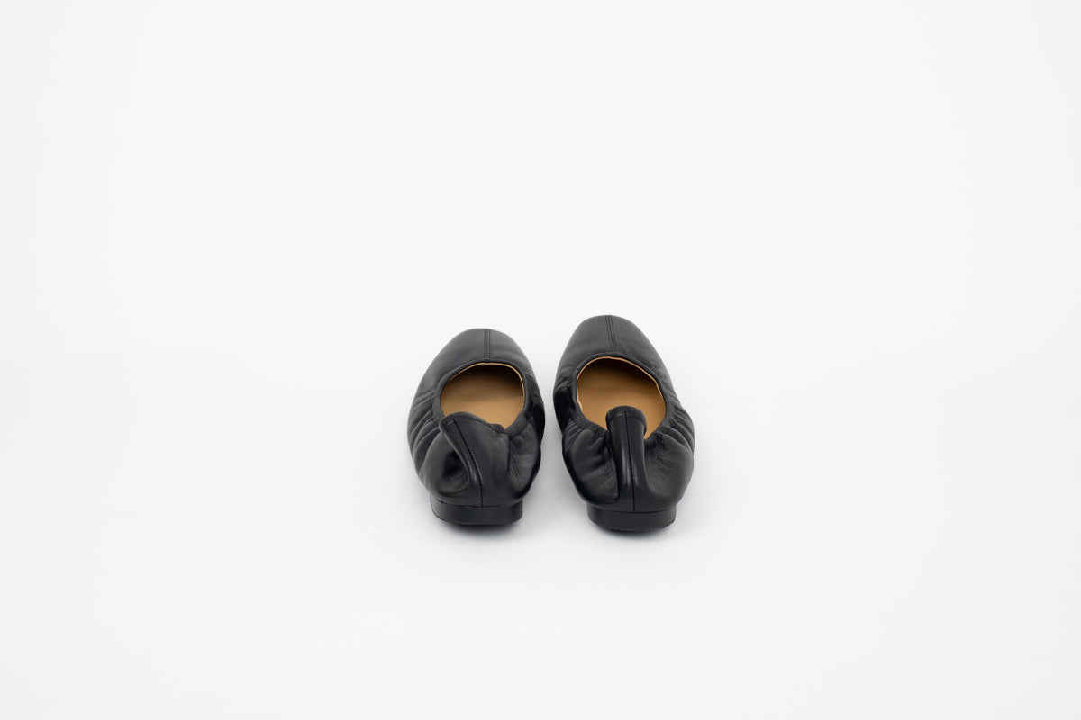 MOLLY FLAT (BLACK)