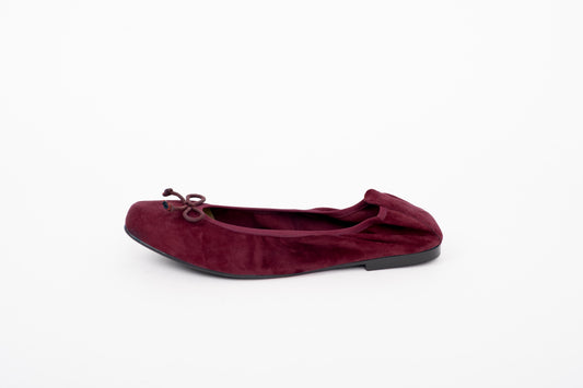Side shot of womens burgundy red purple suede ballet pump flat in large sizes 42 43 44 45 46