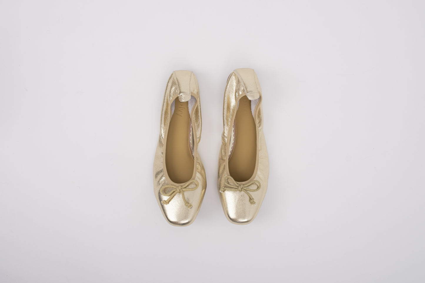 OLIVIA FLAT (GOLD)