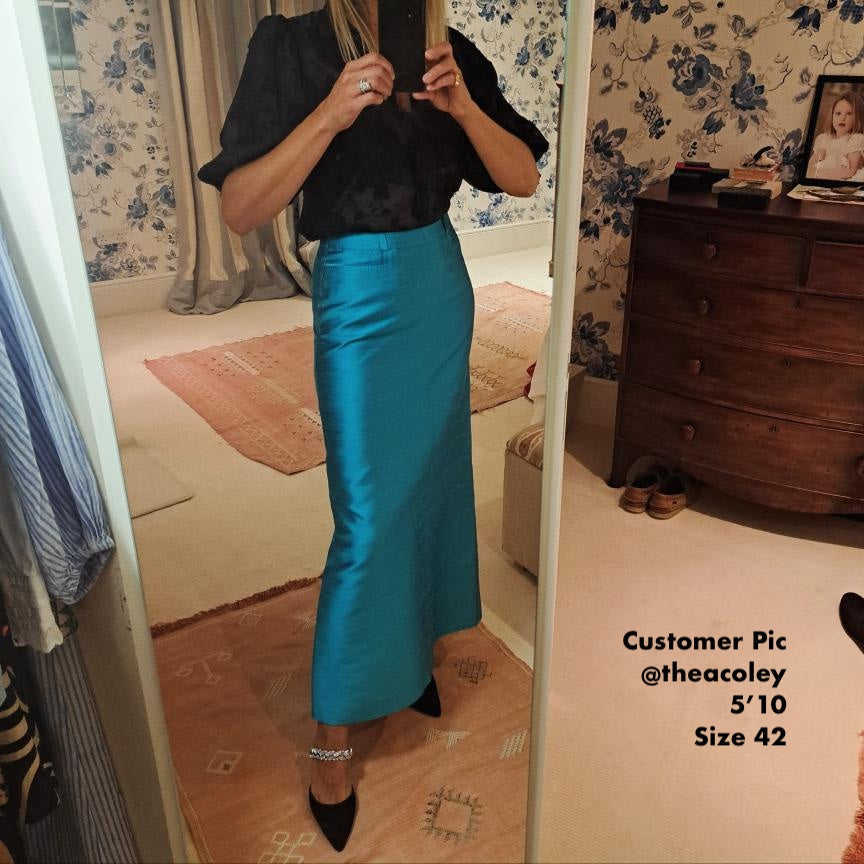 size 9 womens shoes worn by tall woman