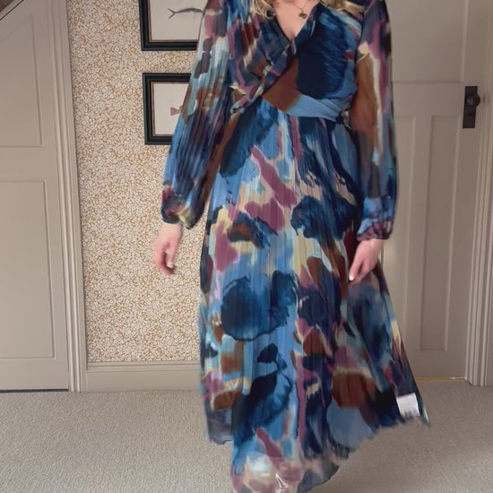 womens gold large sized kitten heeled ankle boots size 8-12