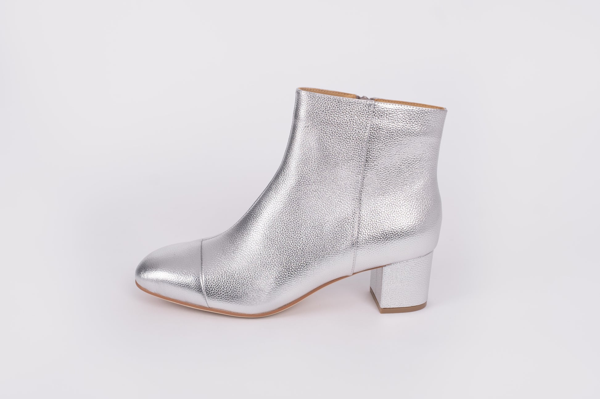 IZZY BOOT (SILVER) – Otto + Ivy IZZY BOOT (SILVER) – Otto + Ivy