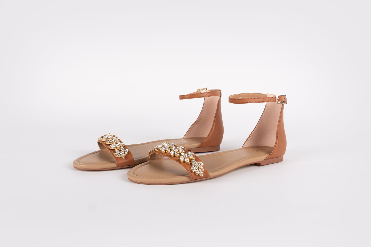 PENELOPE SANDAL (TAN)